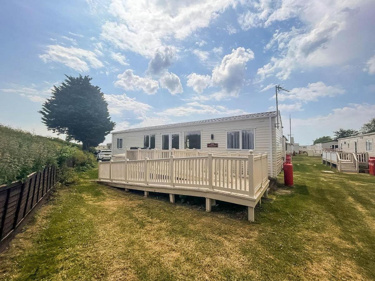 Beautiful 8 Berth Caravan At Heacham Beach In Norfolk Ref 21056C Hotel Exterior photo