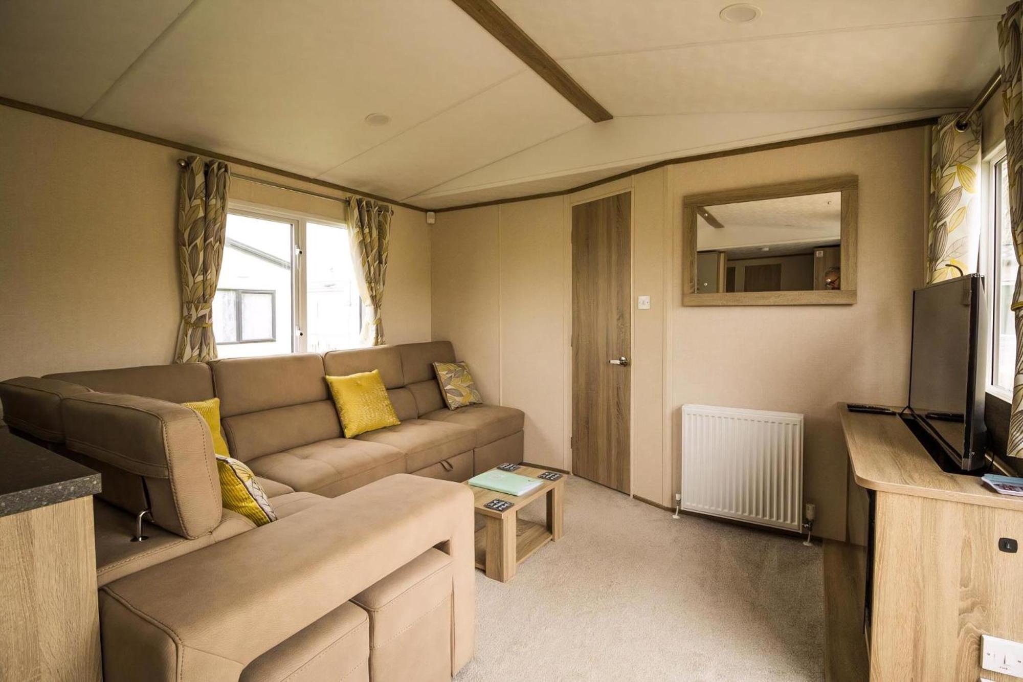 Beautiful 8 Berth Caravan At Heacham Beach In Norfolk Ref 21056C Hotel Exterior photo