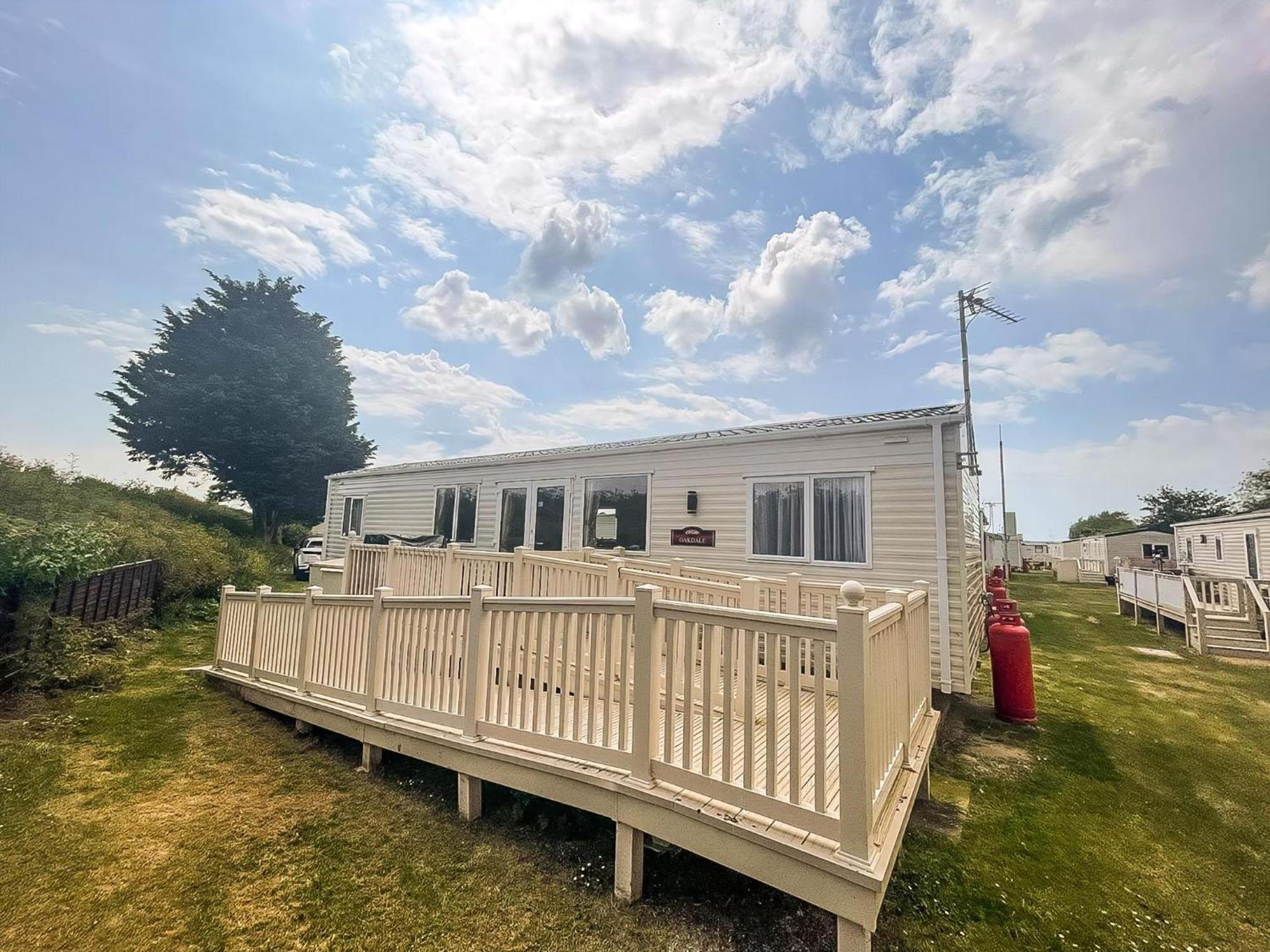 Beautiful 8 Berth Caravan At Heacham Beach In Norfolk Ref 21056C Hotel Exterior photo